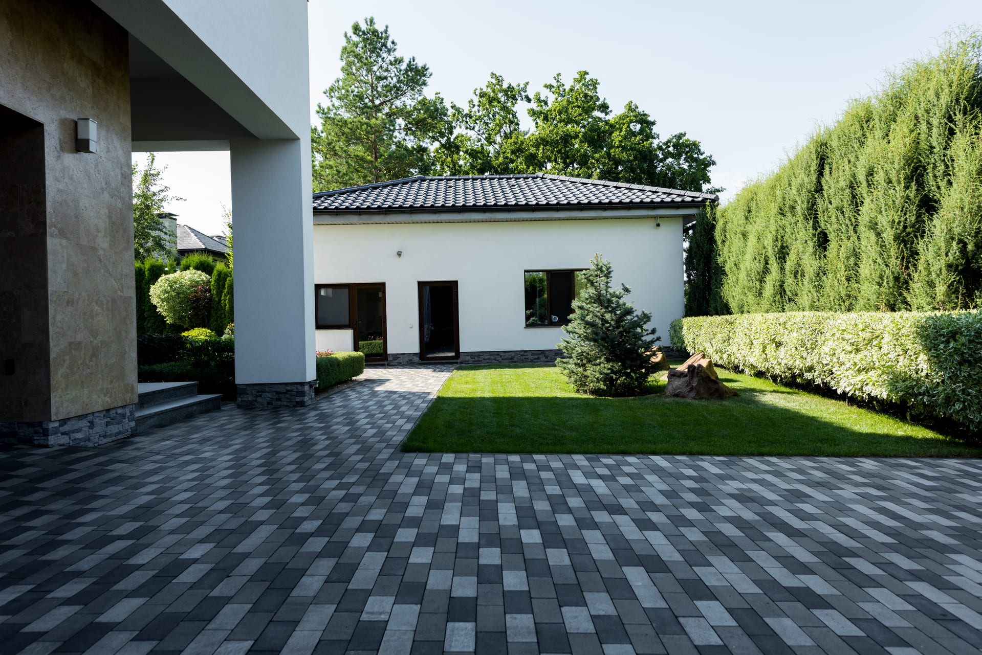 Best driveway paver patterns Florida